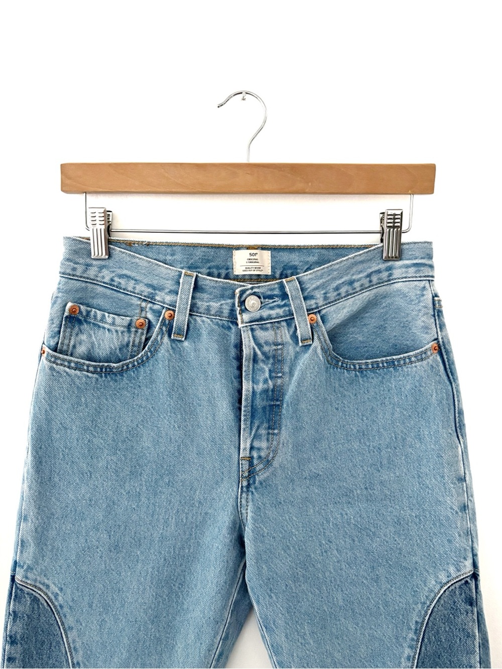 Levi’s | 501 Original Chaps Straight Leg Jeans Size 27 Medium Indigo Wash - Picture 6 of 14